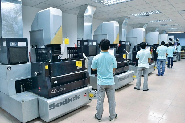 EDM sinking machines (Sodick)