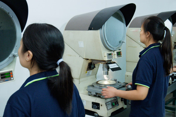 profile projector measuring